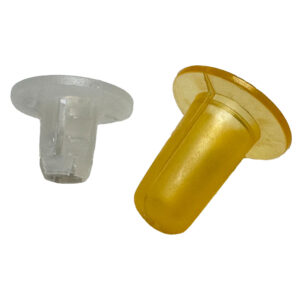 Кліпса кріплення заднього ліхтаря MU000613